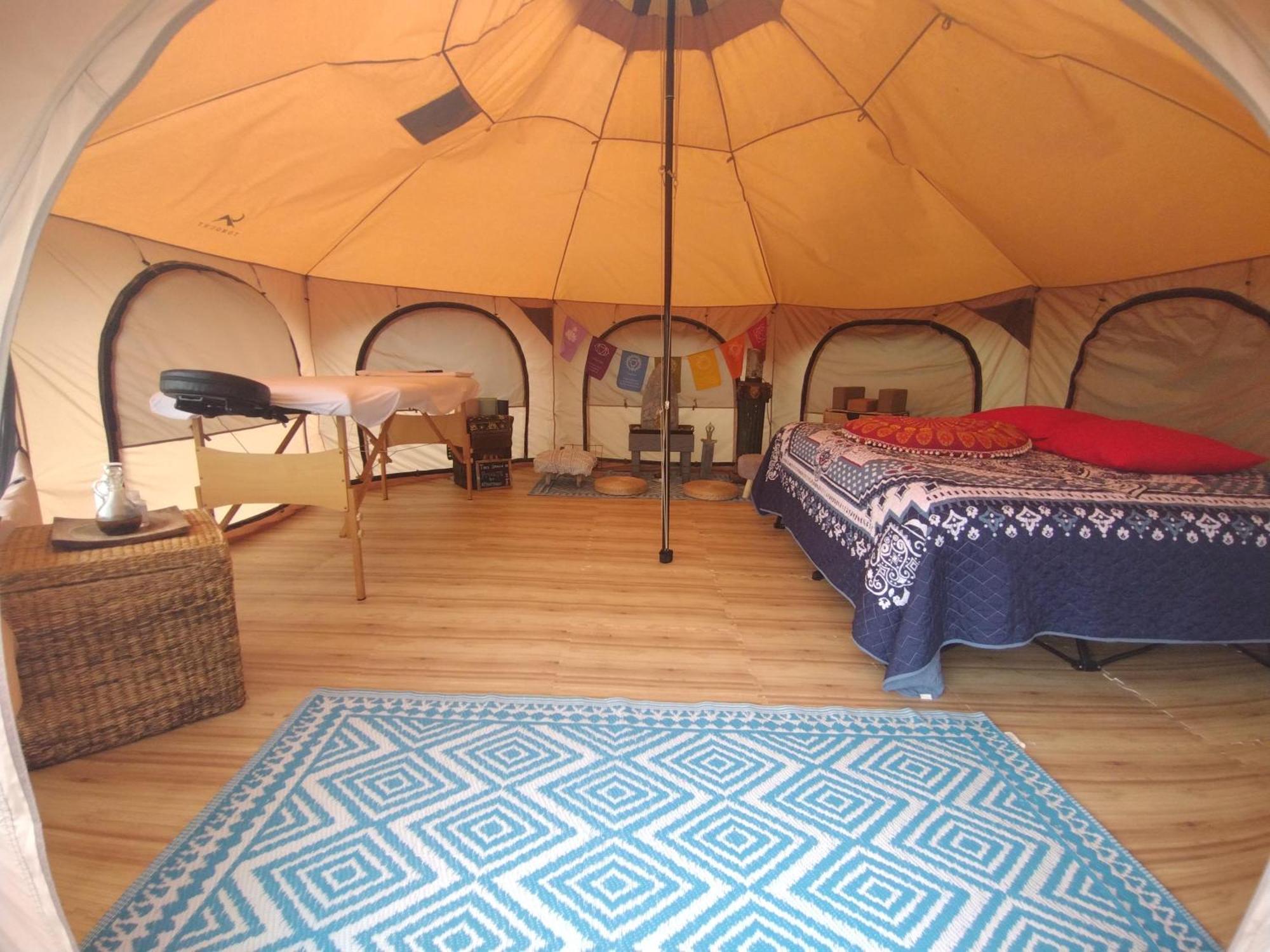 The Lodge At Runaway Bay Seville Extérieur photo