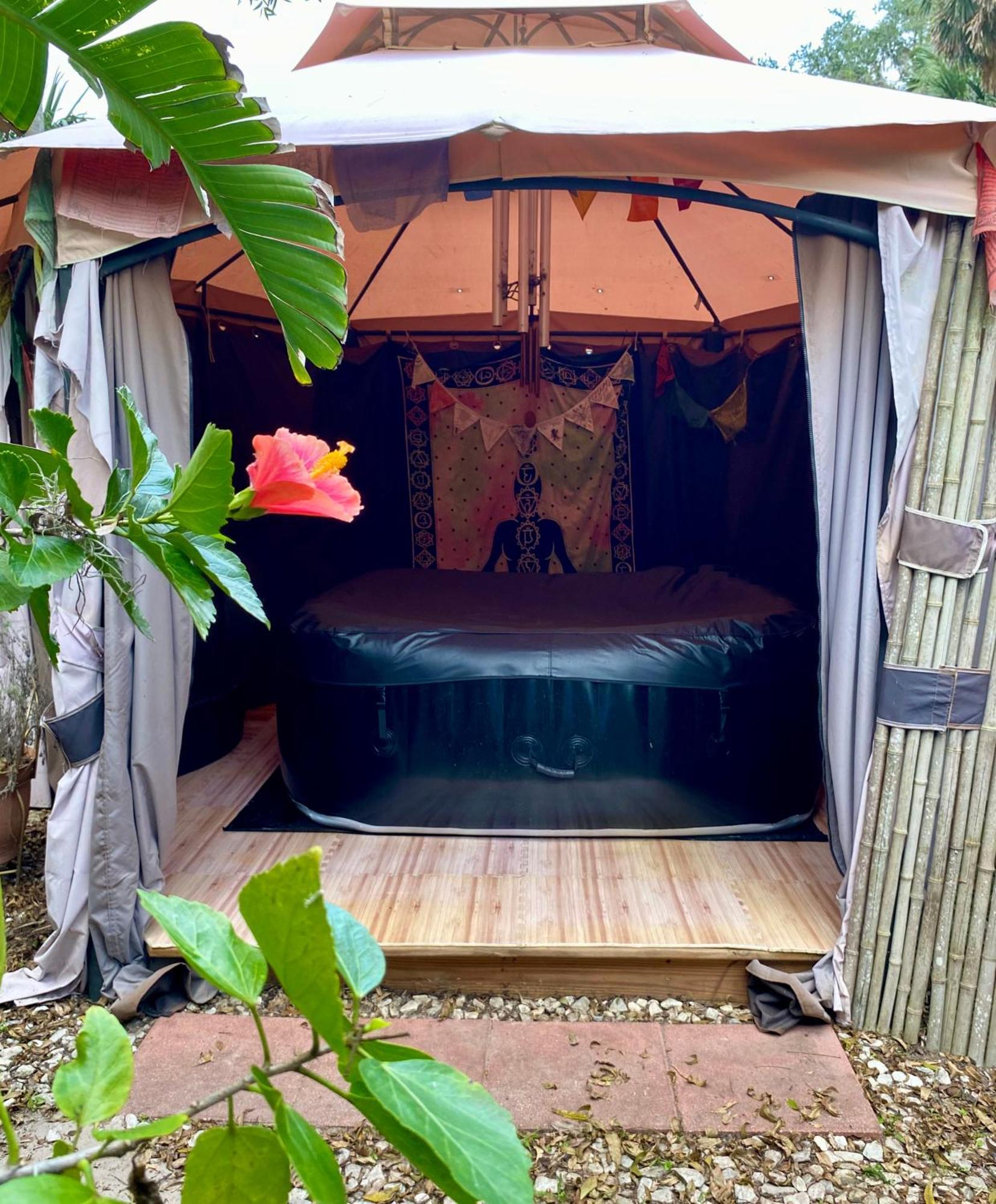 The Lodge At Runaway Bay Seville Extérieur photo